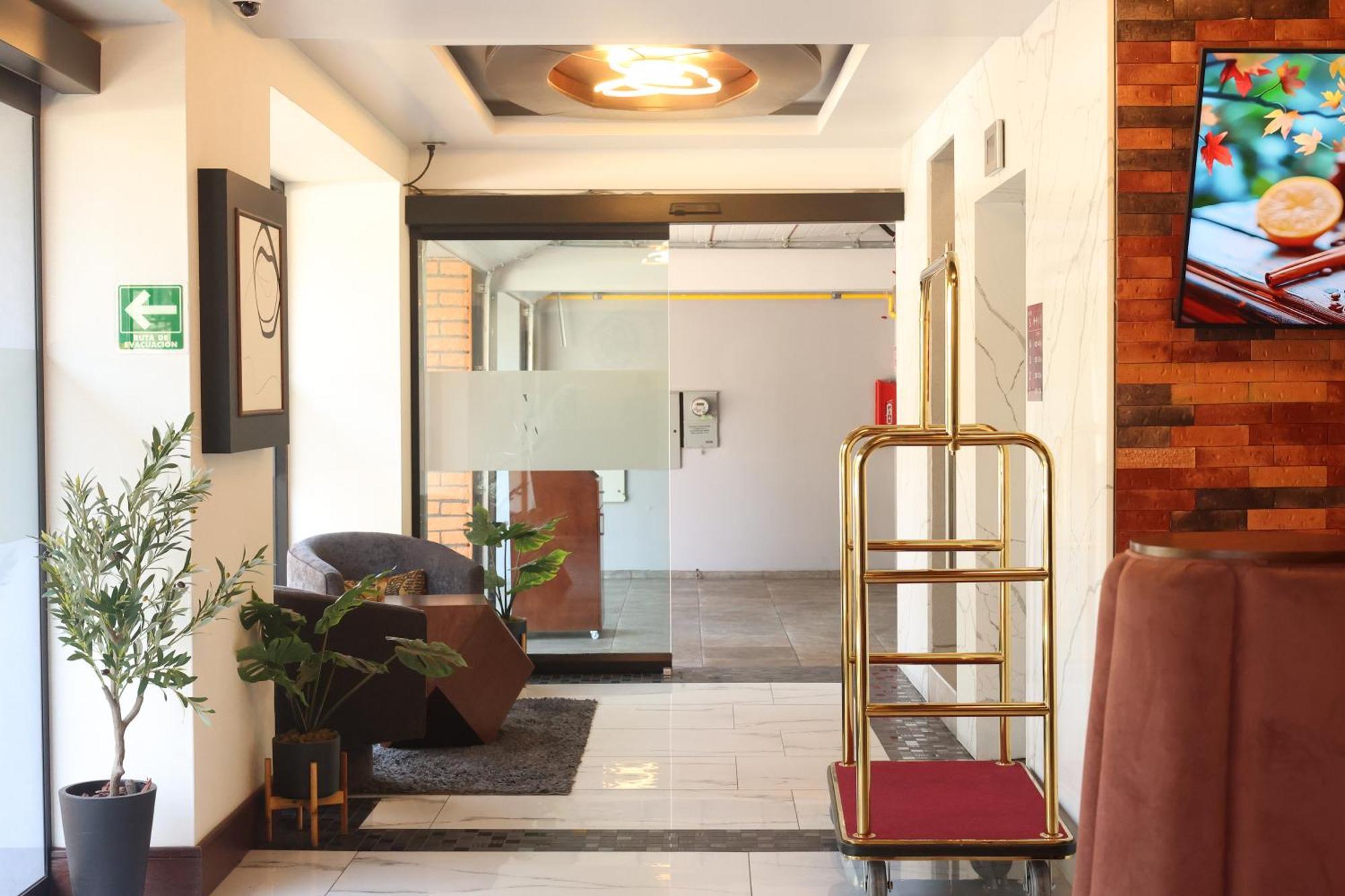 Hotel Wellintown Tijuana Exterior photo